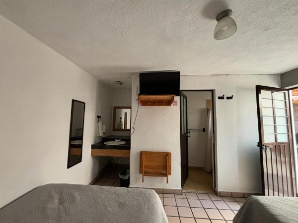 Hotel bugambilias image 12